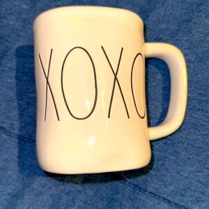 Rae Dunn Mug, NWT, XOXO, Red Inside